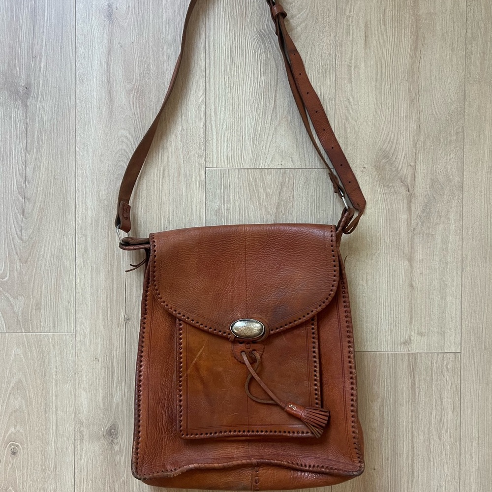 Vintage four winds Brown Leather Crossbody Bag